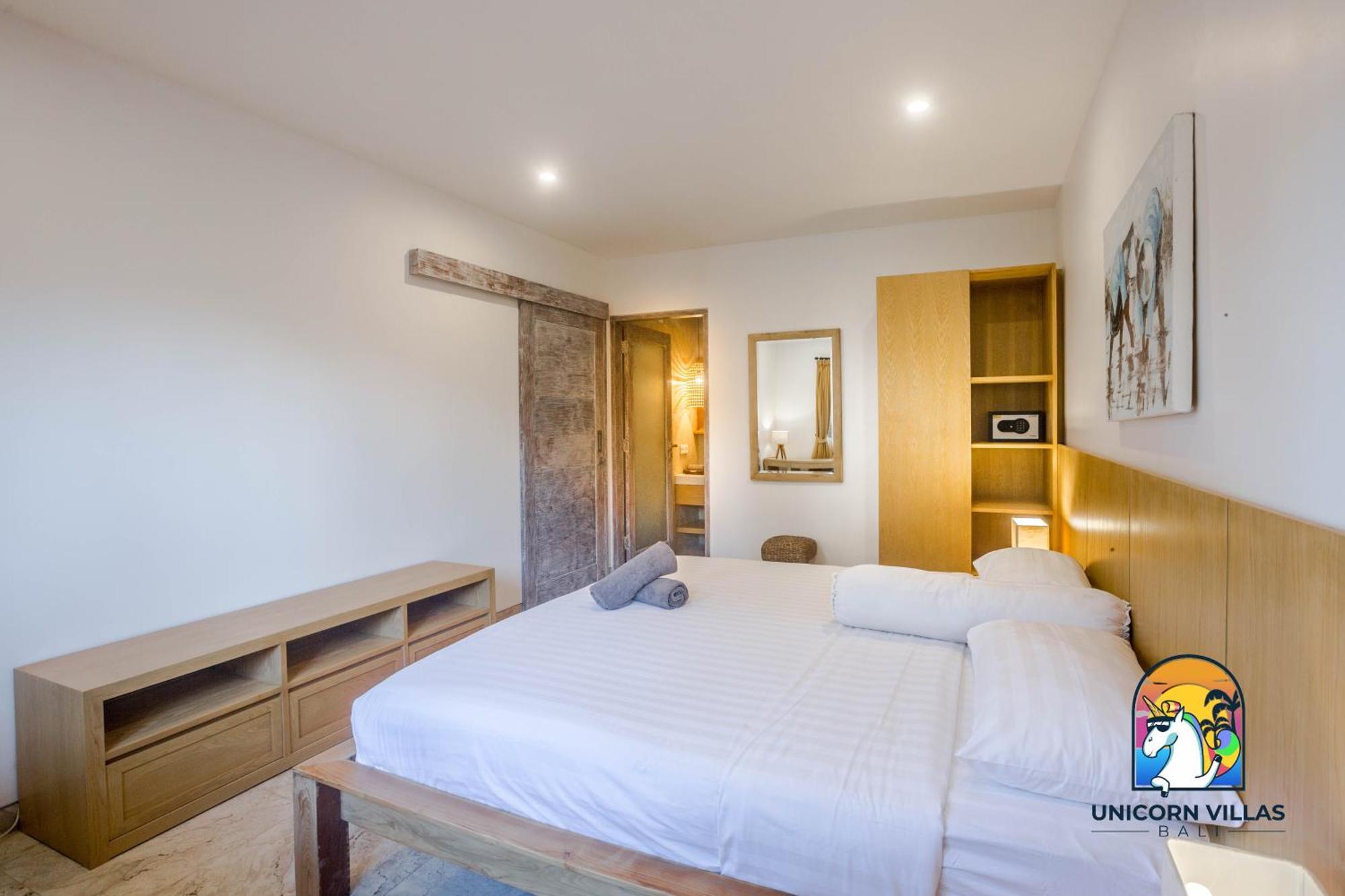 Vakantiehuis Hurley House - By Unicorn Bali Canggu
